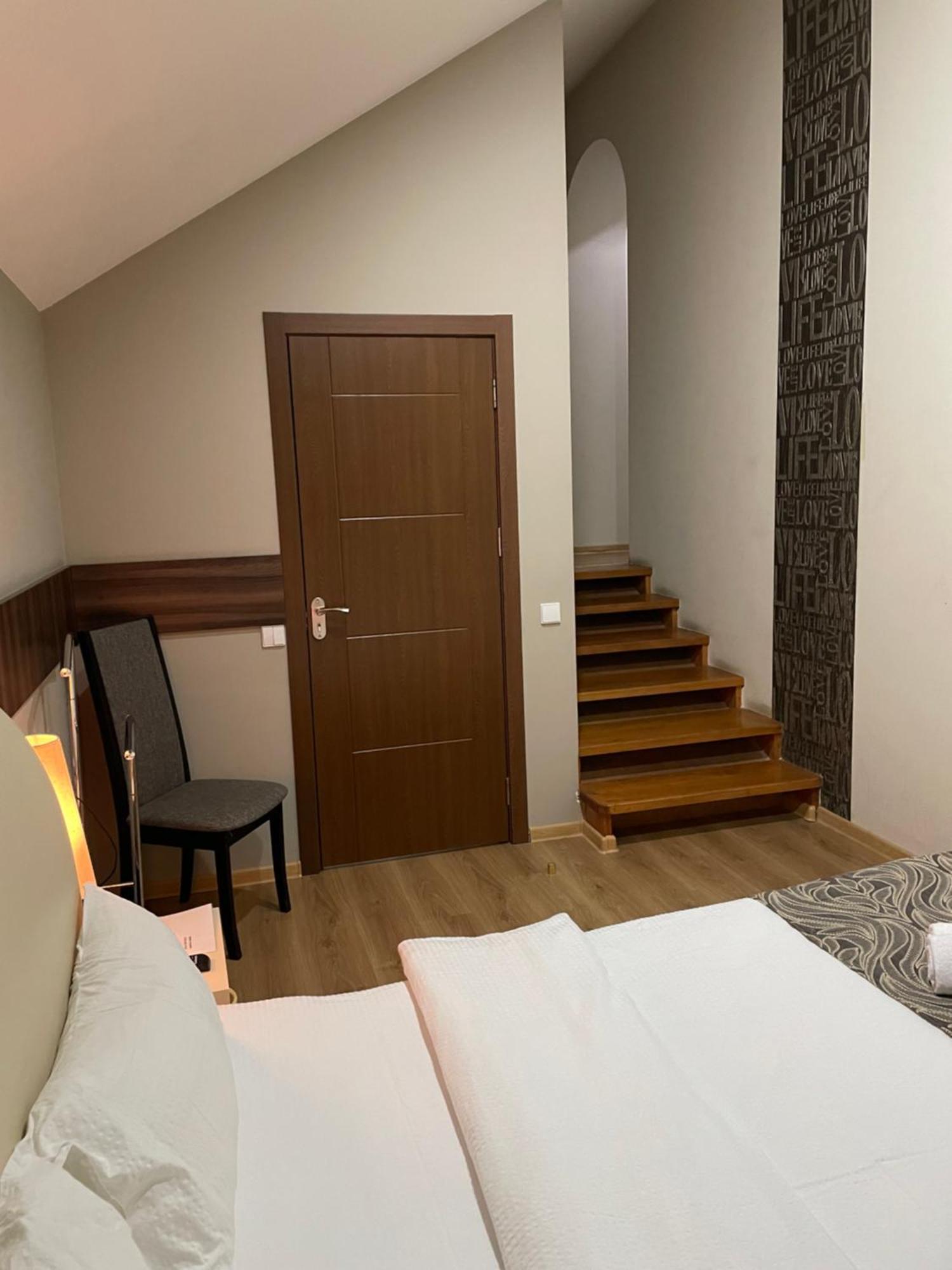 New Hotel Τυφλίδα Εξωτερικό φωτογραφία
